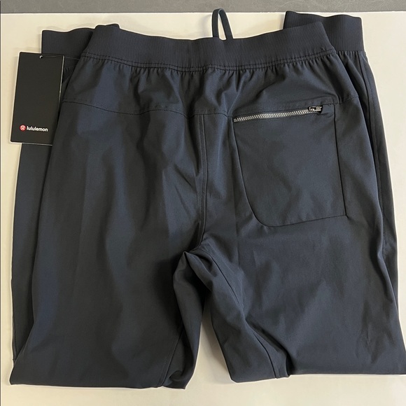 NWT Lululemon ABC Jogger 31” Obsidian - Picture 3 of 7